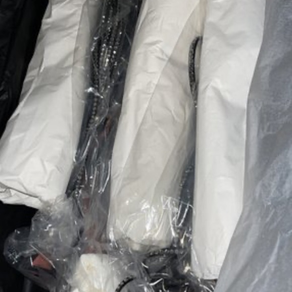 Like new (worn once) - Picture 2 of 6